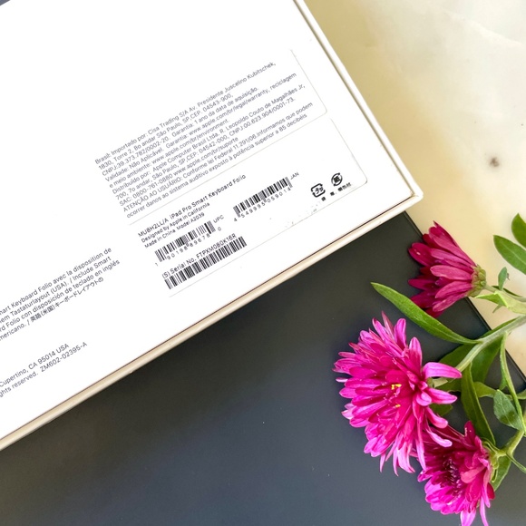 Apple IPad Pro Smart Keyboard Folio 12.9” 3rd Generation - Picture 13 of 16